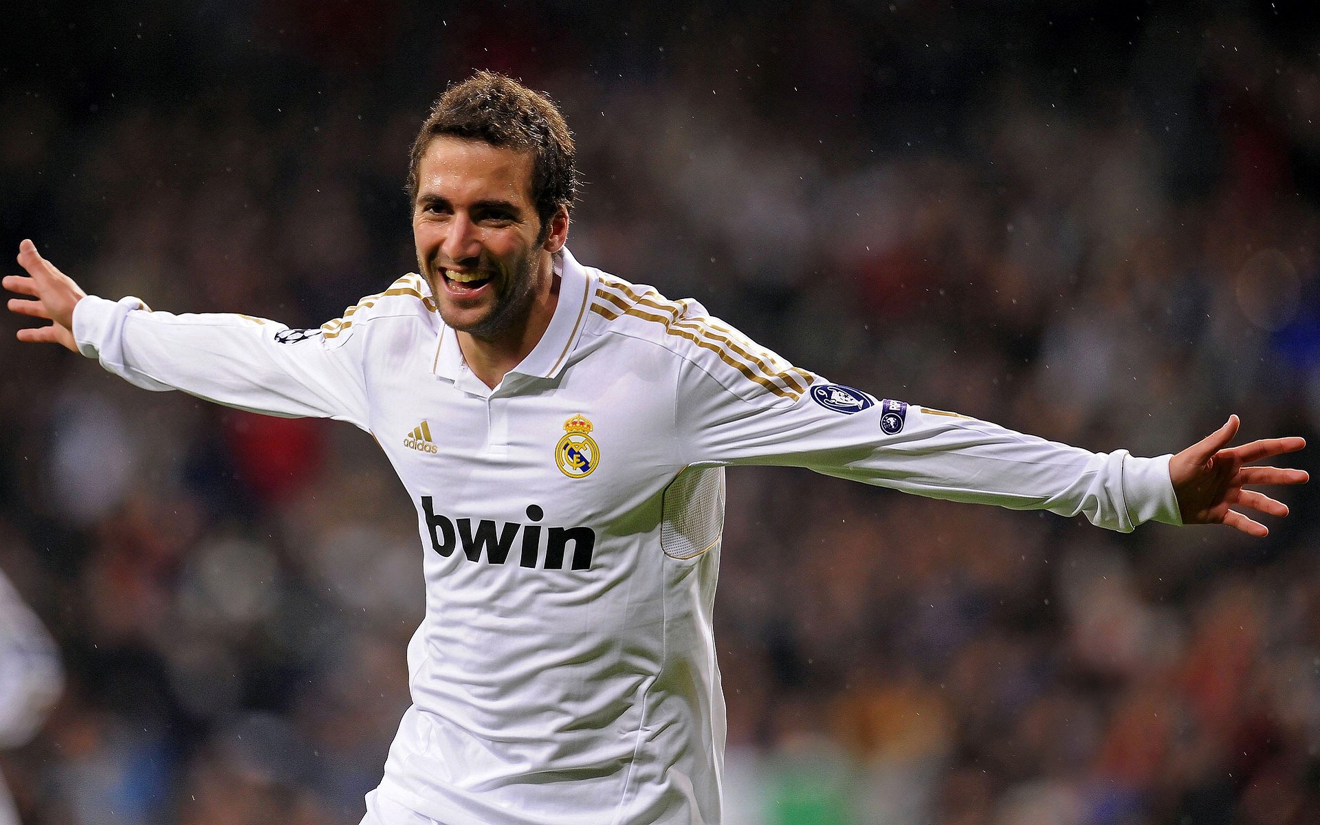 “法甲豪门奋战,冠军归属悬念未减”,法甲豪门有哪些球队